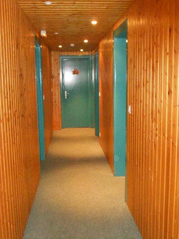 Hotel Les Sapins Gerardmer Exterior photo